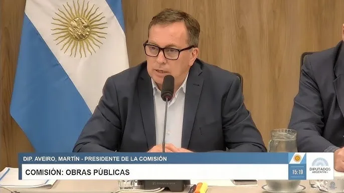 El peronismo amenaza con coparticipar el impuesto a los combustibles