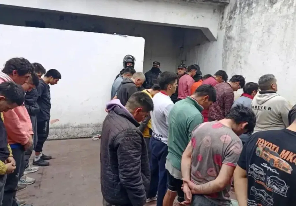 Motín en Comisaría de Alberdi: policía herido y detenidos imputados