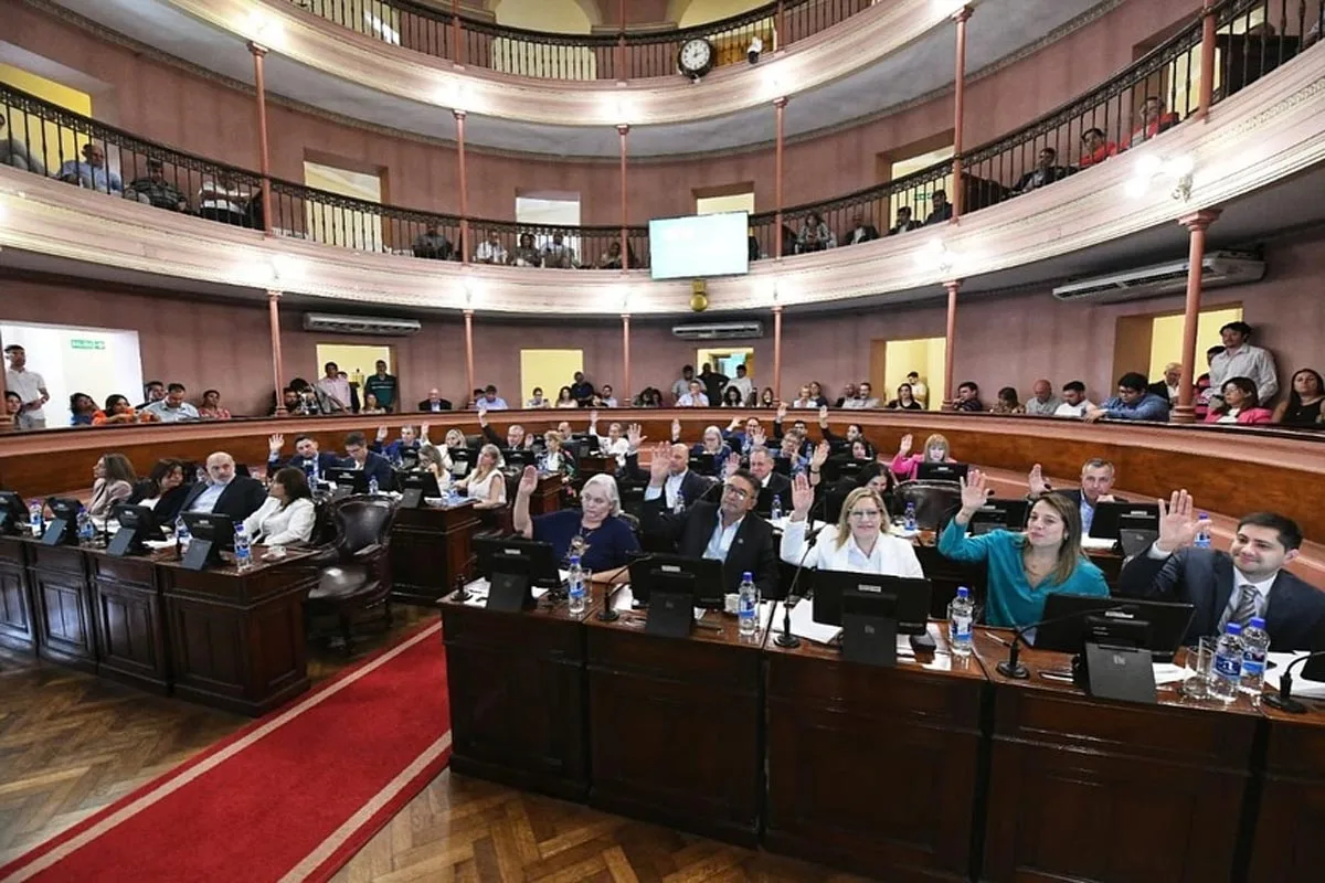 Entre Ríos eliminó las pensiones vitalicias para gobernadores y vicegobernadores