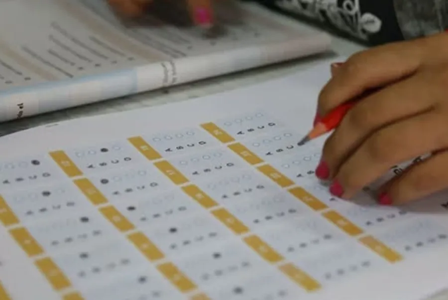 Pruebas PISA: Argentina cayó en lectura, matemática y ciencias y registró sus peores resultados desde 2006