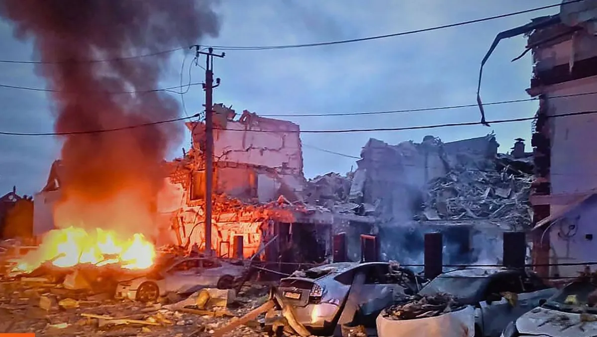 Ataque ruso con drones a una combi en el sur de Ucrania dejó cinco muertos
